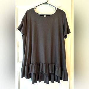 Zenana short sleeve top with ruffled bottom trim